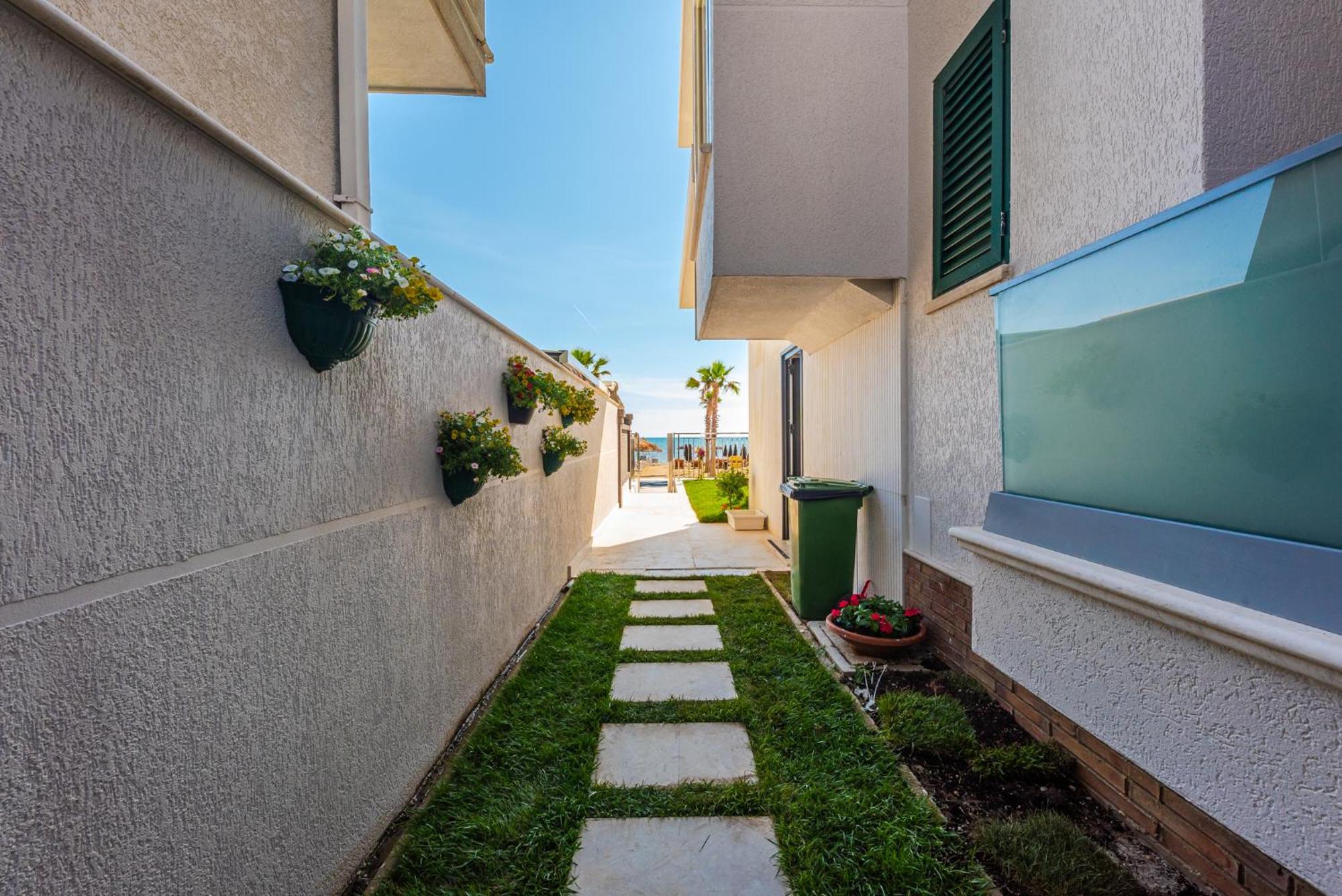 Sea View Apartments Eldo Durrës 외부 사진